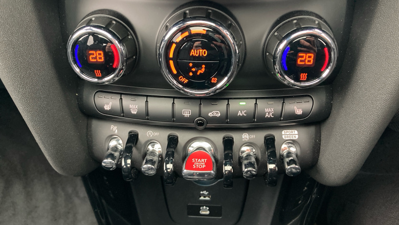 MINI Cooper 2.0 S Exclusive 5dr Auto Petrol Hatchback